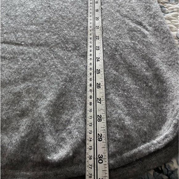 Soft dove gray cashmere tunic - Picture 6 of 8